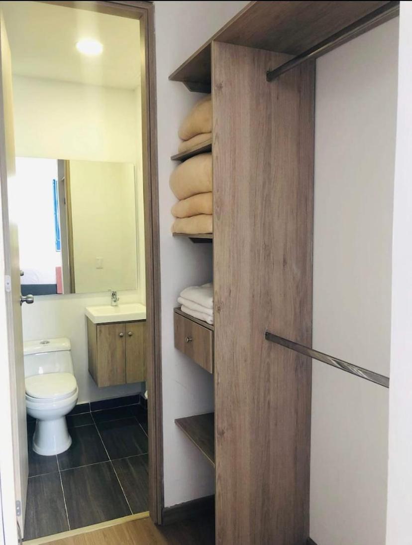 Apartamentos San Jose Vistal Al Lago, Cerca Del Parque. Guatape. エクステリア 写真