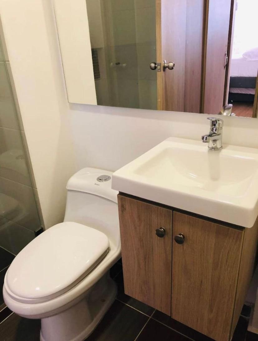 Apartamentos San Jose Vistal Al Lago, Cerca Del Parque. Guatape. エクステリア 写真